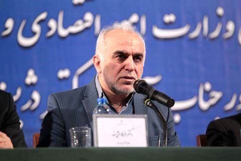 نمیتوانیم چوب حراج به اموال بانکها بزنیم
