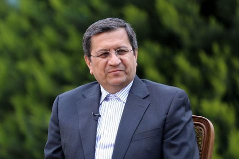 ثبات در بازار ارز بهزودی ایجاد میشود