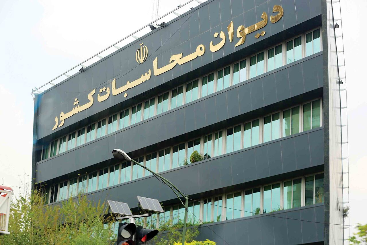 ضریب نفوذ بیمههای بازرگانی در طول اجرای برنامه به ۷ درصد محقق نشد