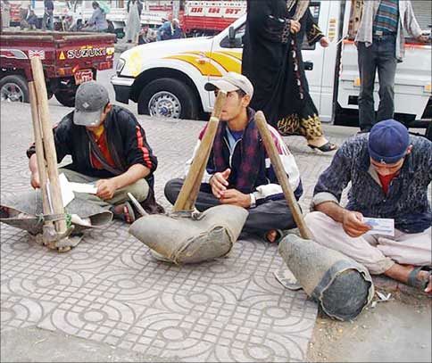 ۱۲ درصد افراد شاغل در سال ۹۸ از بازار کار خارج شدند!