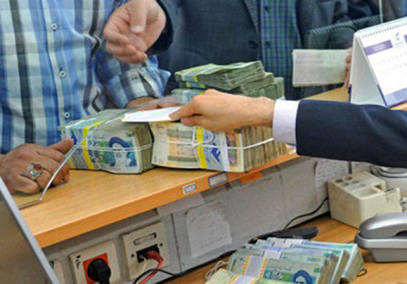 تمایل بانک های تخصصی و تجاری به وامدهی با سود ثابت در بهار ۱۴۰۰