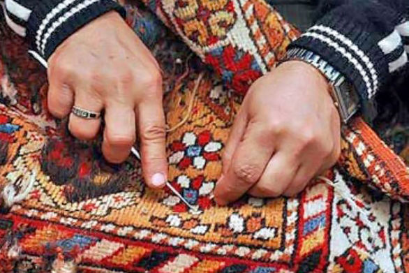 خلاء قانونی برای بیمه شدن تولید کنندگان صنایع دستی وجود ندارد