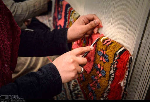 85 درصد فرشبافان لرستانی بیمه نیستند