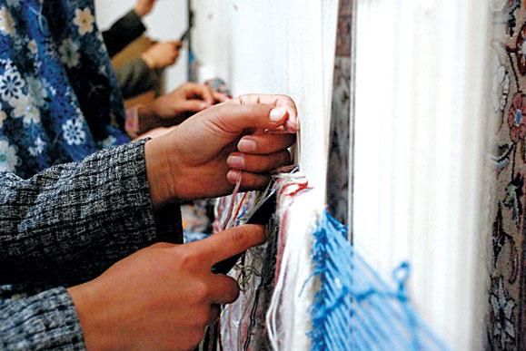 600 قالیباف مهابادی تحت پوشش صندوق اجتماعی روستائیان قرار گرفتند