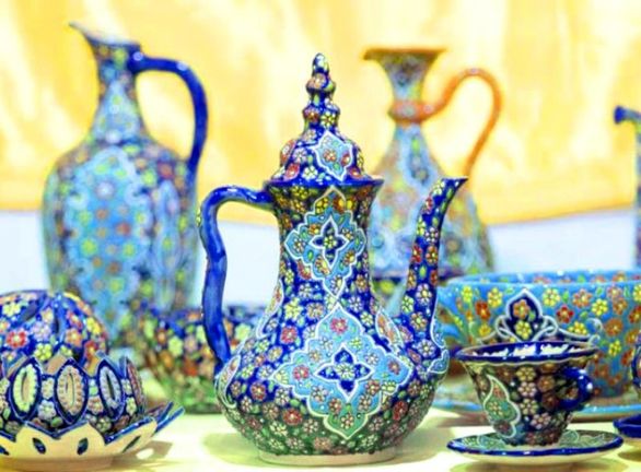 ۲ هزار و ۲۰۰ هنرمند صنایع دستی مرکزی زیر چتر بیمه قرار گرفتند