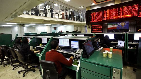 نماد ۱۸ شرکت بیمهای در بازار سرمایه به رنگ قرمز درآمد