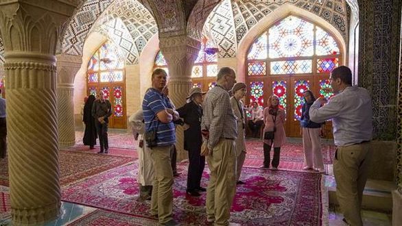 نرخ دستمزد راهنمایان فرهنگی بدون بیمه ۳۶۰هزار تومان است