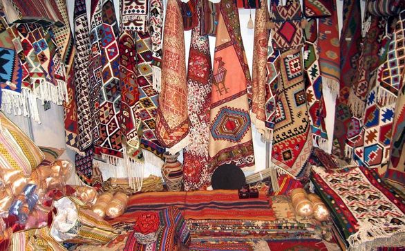 هیچ فعال صنایع دستی از سال ۹۳ تا آذر سال ۹۷ تحت پوشش بیمه قرار نگرفت