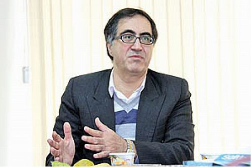 شرکتهای بیمه در ایران به علت رقابتهای ناسالم بسیار ضعیف شدند