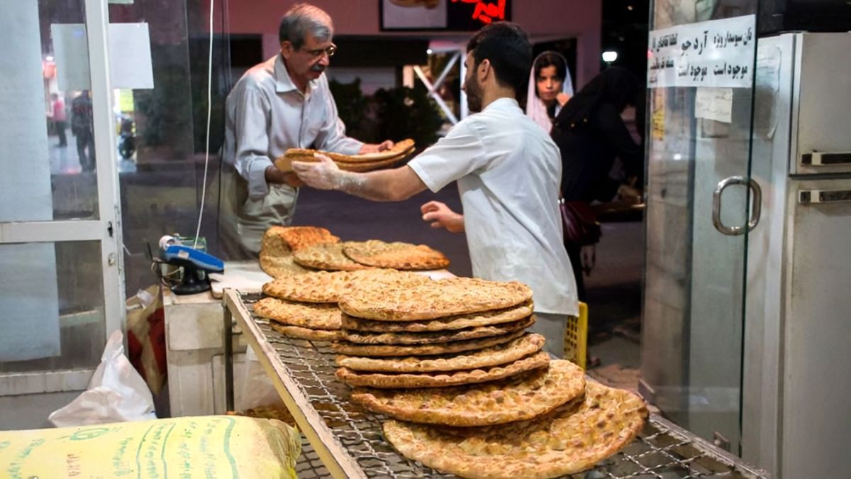 کارتخوان هوشمند در خرید نان تغییری ایجاد میکند؟