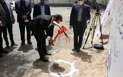 آیین کلنگ زنی احداث ساختمان جدید بیمه دانا