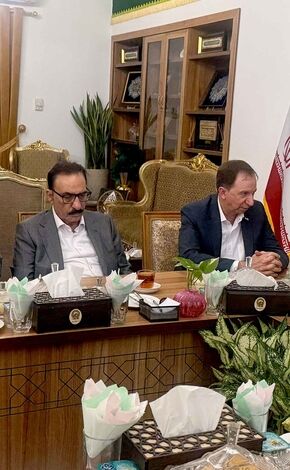 ترسیم نقشه راه همکاری‌های راهبردی میان بانک دی و آستان قدس رضوی
