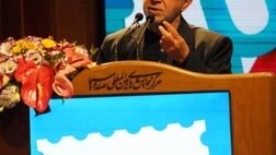 خدمت کارکنان بیمه دی به جامعه ایثارگری توفیق بزرگی است
