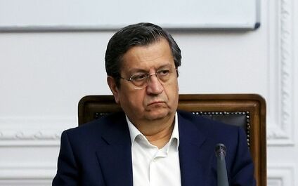 درآمد سرانه ایرانیان ۴۷ درصد کاهش یافت / ارز رانتی حذف شد