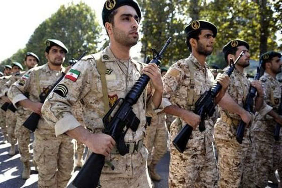 حداکثر حقوق سربازان چهار میلیون و ۵۰۰ هزار تومان است