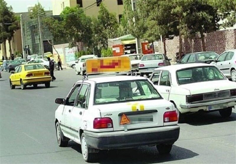 نگاه سرد صنعت بیمه به مربیان آموزشگاه‌های رانندگی/26 هزار مربی رانندگی فاقد بیمه‌نامه هستند 