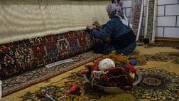 ساز و کار معافیت بیمه‌ای قالیبافان و شاغلان صنایع دستی تعیین شد