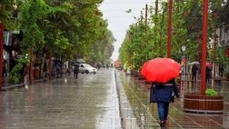 تداوم رگبار باران در شمال/ گرد و خاک در شرق کشور
