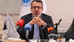 نام خبرنگار به عنوان عنصر آگاهی بخش و شاهرگ خبررسانی در جامعه می درخشد
