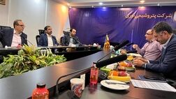 توسعه همکاری‌ها با پتروشیمی‌ها رویکرد اصلی بانک صادرات ایران در دوره تحول است
